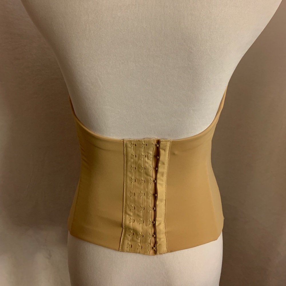 Shapewear - Picture 2 of 4